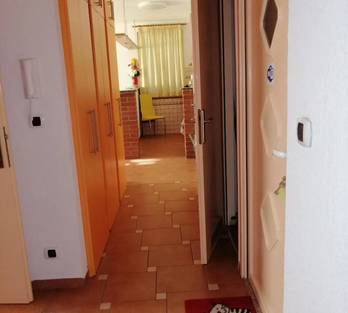 Apartment Apartman Safir Njivice Croatia